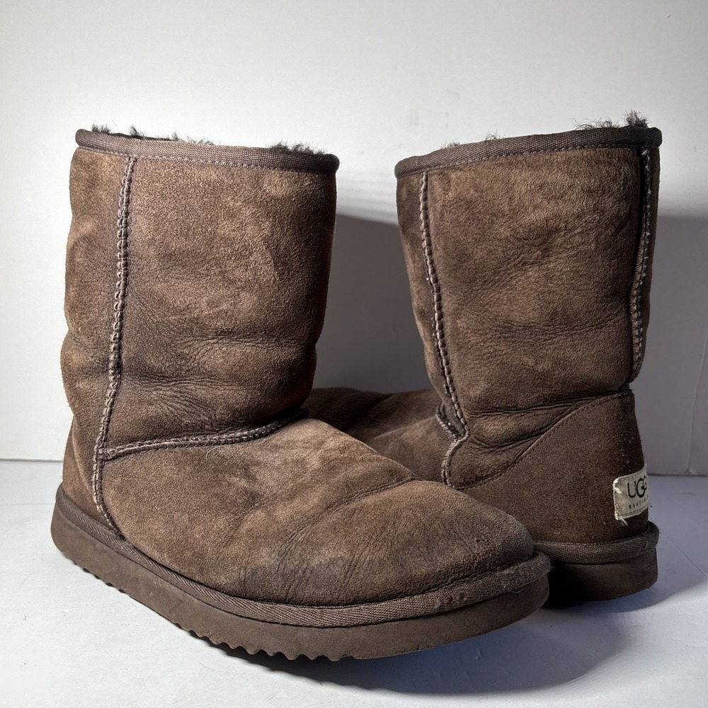 Size W 8 UGG Classic Short 5825 Brown Suede & Sheepskin Boots